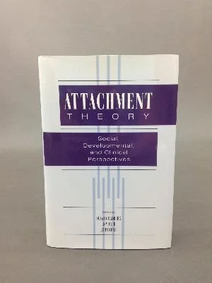 americanbookwarehouse10-855816