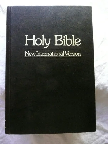 americanbookwarehouse10-884275